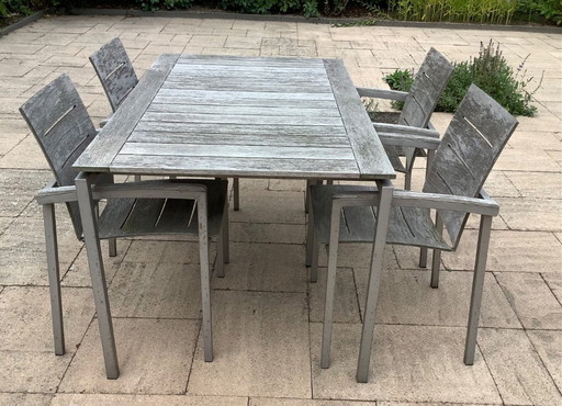 Teak garden set from Danish design brand Trip Trap