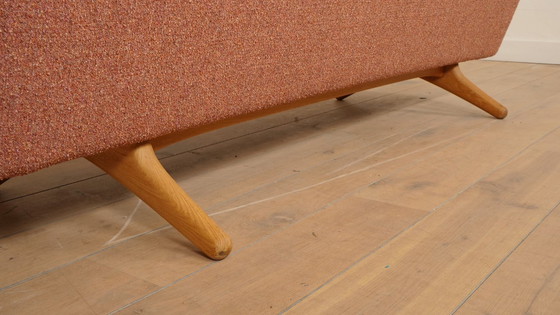 Image 1 of Vintage bank | 3-zits | Illum Wikkelsø | ML-90 | Roze | opnieuw gestoffeerd