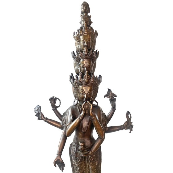Urna antica francese in bronzo con medaglioni - Neoclassica - c. 1880 – Oggetti decorativi, Bronze (photo 9 of 15)