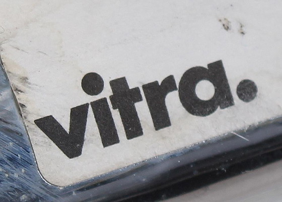 Image 1 of Vitra Eames Aluminum Chair EA108