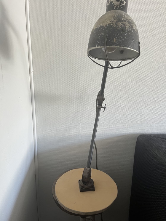 Image 1 of Lampe industrielle