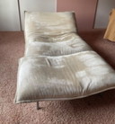Fauteuil Calin de Ligne Roset avec repose-pieds trois positions