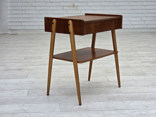 1970, Zweedse bijzettafel van AB Carlstrom met lade, teakhout.