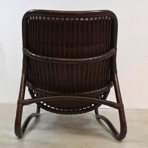 Image 1 of Fauteuil danois en rotin et cuir, années 70, état neuf, milieu du siècle