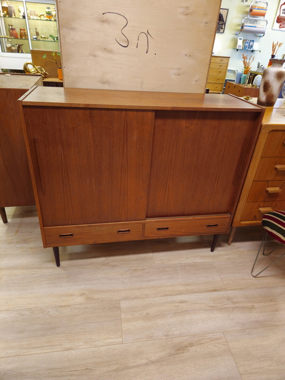 Image 1 of Credenza danese d'epoca Credenza in teak Armadio