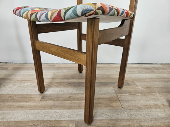 Image 1 of Beuken eetkamerstoelen met geometrische zitting uit 1950