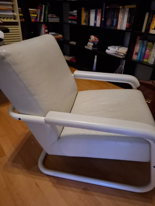 Jan des Bouvrie Fauteuil Gelderland Modèle 4751 cuir blanc 1980