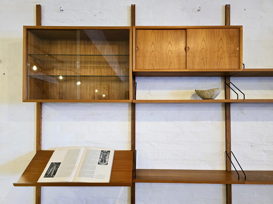 Image 1 of Poul Cadovius Royal System anni '60 Mid Century Teak anni '70 Sistema di mensole a parete