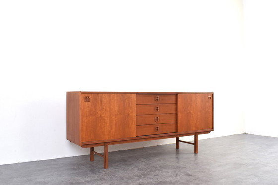 Image 1 of Credenza Mid-Century in teak di Klippan Korsør per Ikea, anni '60