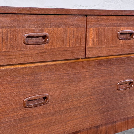 Brits Teak Dressoir, jaren 60 – Wood (photo 3 of 13)