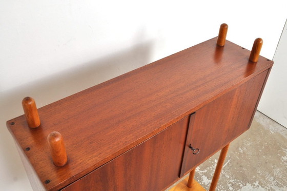 Image 1 of Armoire/séparateur de pièce vintage