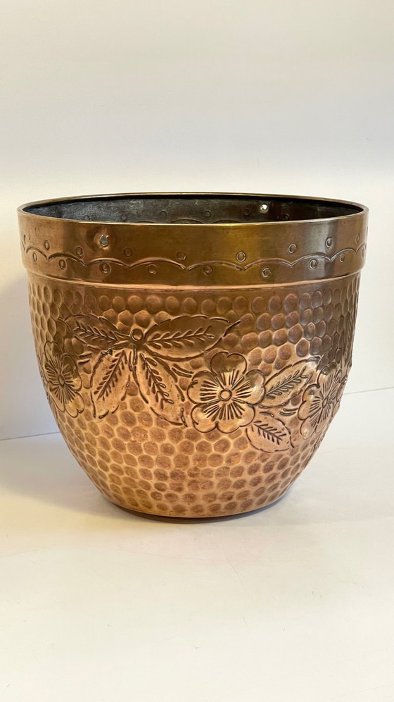 Image 1 of Großer antiker Blumentopf