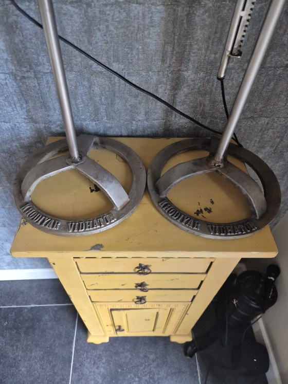 Two Beautiful Gutmann Factory Vintage Table lamps! – polished steel, Iron (photo 4 of 7)
