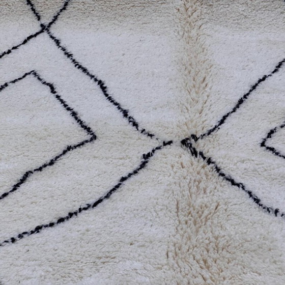 Image 1 of Moroccan rug in natural wool 200cmx300cm