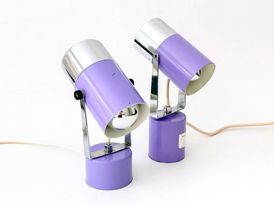 Image 1 of Ensemble de lampe de table lilas futuriste