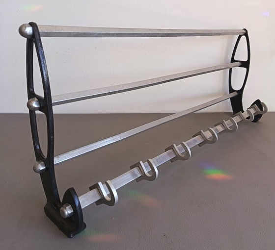 Appendiabiti e porta cappelli da parete in stile Bauhaus di metà secolo – Art Deco, Aluminium (photo 12 of 24)