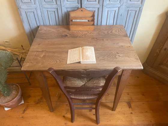 French Antique Walnut Side Table – Brass, Wood (photo 13 of 15)
