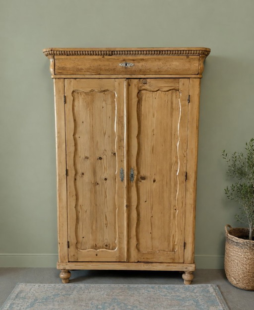 Antiekegeloogd grenen biedermeier meidenkast