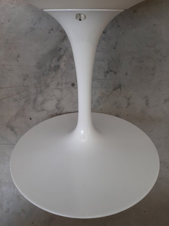 Image 1 of Vintage tulip chair by Eero Saarinen for Knoll 1960s