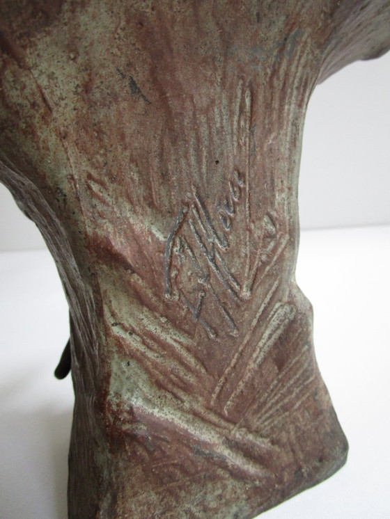 Image 1 of Salambón bust