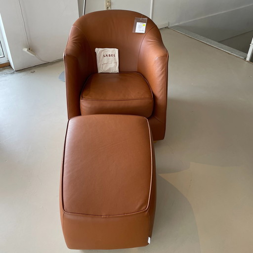 LABEL Vandenberg Sedeo Sessel mit Hocker