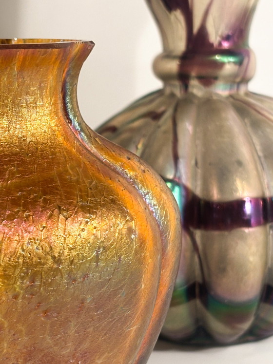 Vase Loetz en verre rose et orange irisé des années 1950 – Glass (photo 12 of 12)