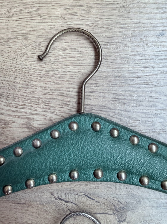 Image 1 of cintres vintage