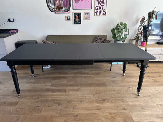 Image 1 of Eichholtz coulissen tafel (mat zwart)