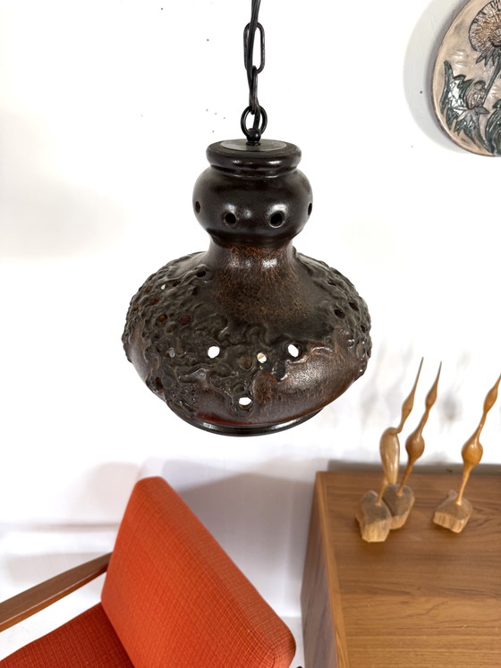 Lampe suspendue vintage en céramique Fat Lava, Richard Essig ‘60 – Suspensions, Ceramic, Metal (photo 6 of 12)