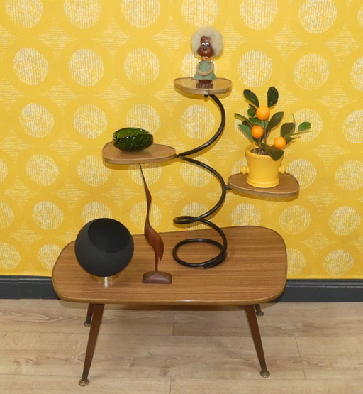 Sgabello portafiori originale anni &#39;60, panca portafiori anni &#39;70, etagere in teak Resopal, decorazione retrò 