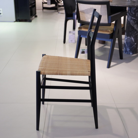 Image 1 of Sedia da pranzo Cassina Leggera