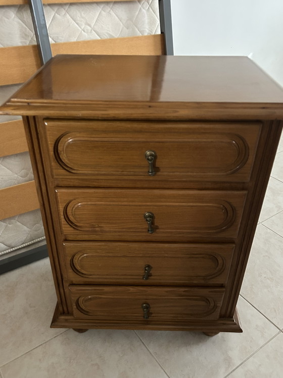Image 1 of Cama com colchão de 140 cm x 200 cm e 2 mesas de cabeceira