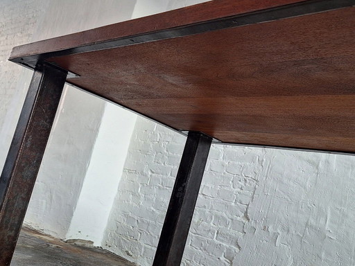 Table de salle à manger brutaliste en teck et acier patiné, années 1960