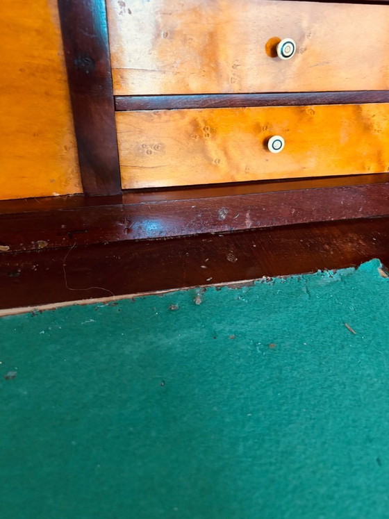 Image 1 of Escritorio antiguo de caoba