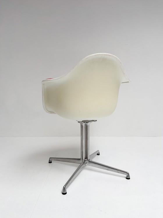 DAL Armchair by Charles & Ray Eames for Vitra (per Piece), 2010s – Side chairs, Textile, Vintage (photo 8 of 16)