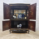 Mobiletto cinese vintage con decorazioni in foglia d'oro, fiori e uccelli (mobile bar) in stile bohémien/orientale
