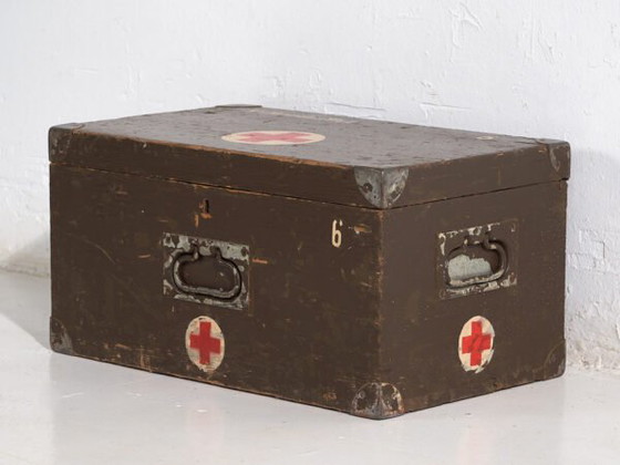Valise médicale vintage Croix-Rouge (c.1940) #4 – Objets déco, Rustic (photo 36 of 40)