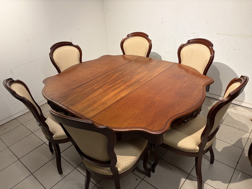 Antiker Collisen-Tisch mit einer massiven Mahagoni-Zwischenplatte und 6 Mahagoni-Stühlen