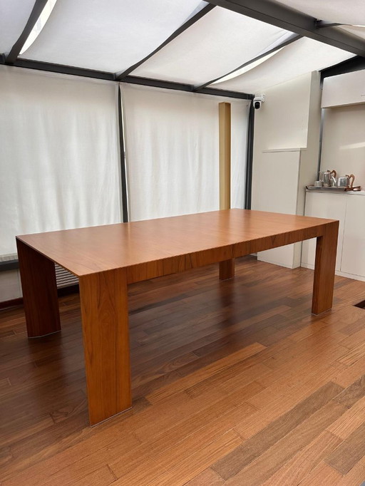 Tavolo El Dom – Cassina- Hannes Wettstein