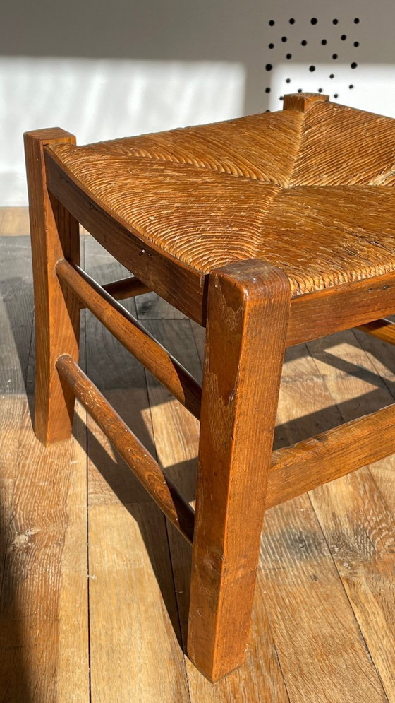 Image 1 of Antieke kruk in landelijke stijl