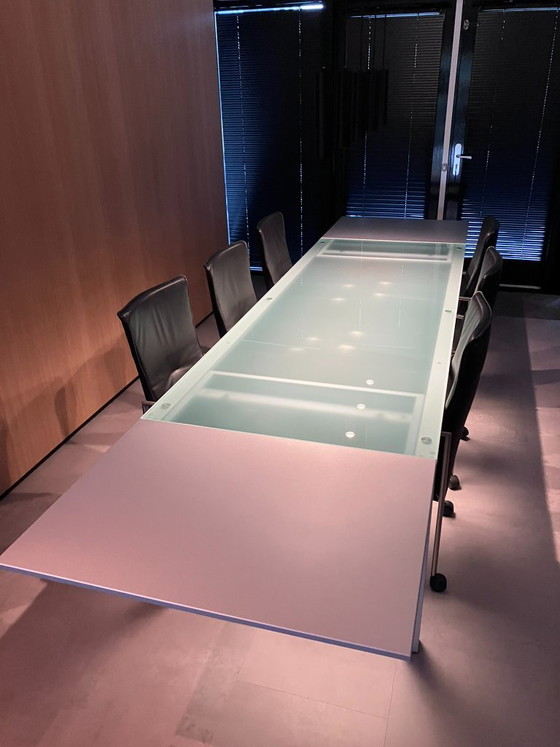 Eetkamerset (Ronald Schmitt Eettafel En 6 Framati Eetkamerstoelen) – Metal (photo 5 of 11)