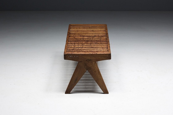 Image 1 of Panca in teak massello con doghe di Pierre Jeanneret, India, anni '50