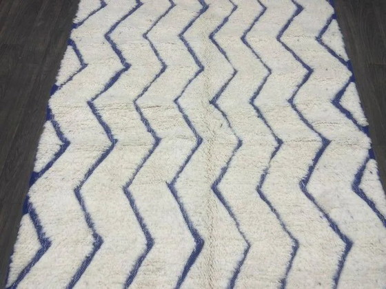 Moroccan Berber rug decorated 250cm x 150cm – Rugs & carpets, Wool (photo 2 of 8)