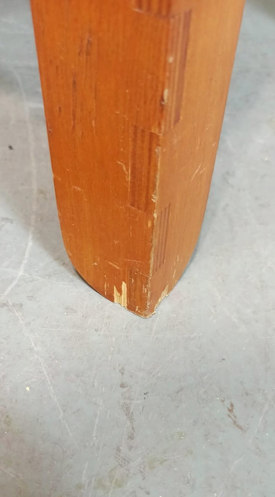 Image 1 of Set van 2 Vintage houten bijzettafels