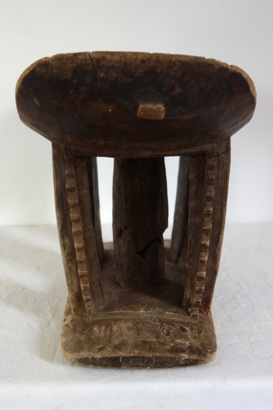 Antique Ashanti stool, Ghana – Wood (photo 5 of 13)