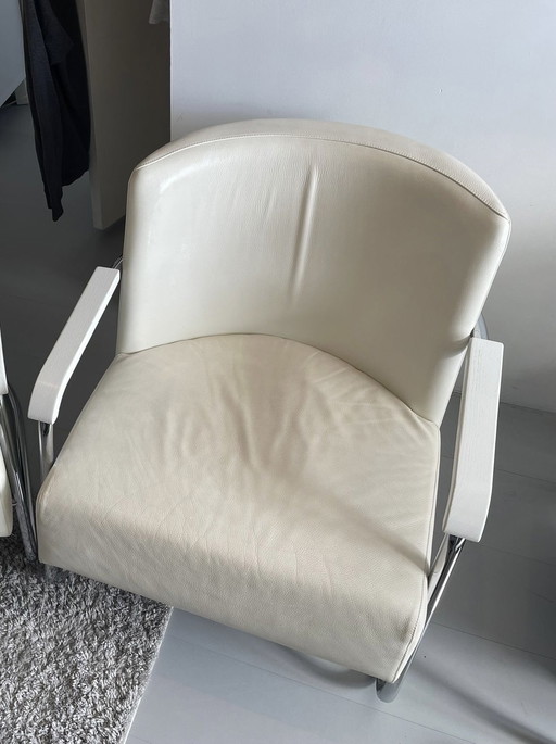 White leather design armchair by Gispen - Jan des Bouvrie
