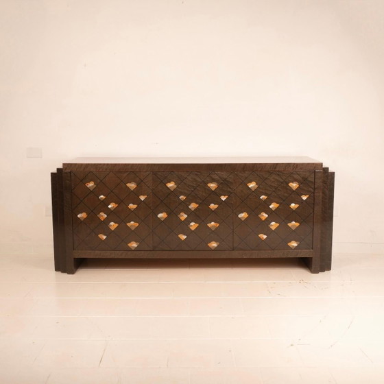Luciano Frigerio Postmodernes Sideboard aus Maserholz und Perlmutt 1980 – Glass (photo 8 of 23)