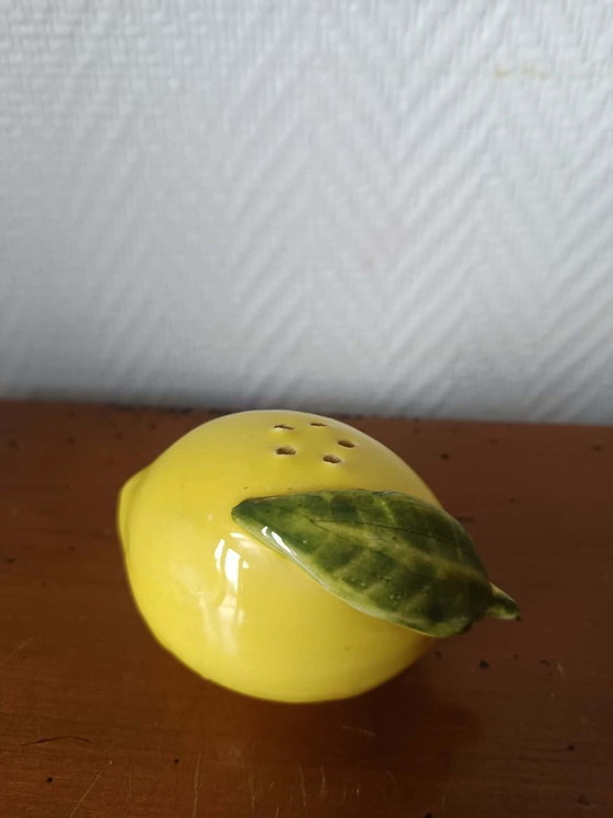 Image 1 of 4x salerons en barbotine fruits et légumes  vintage