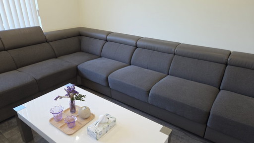 Ruime 5-delige hoekbank met verstelbare hoofdsteunen