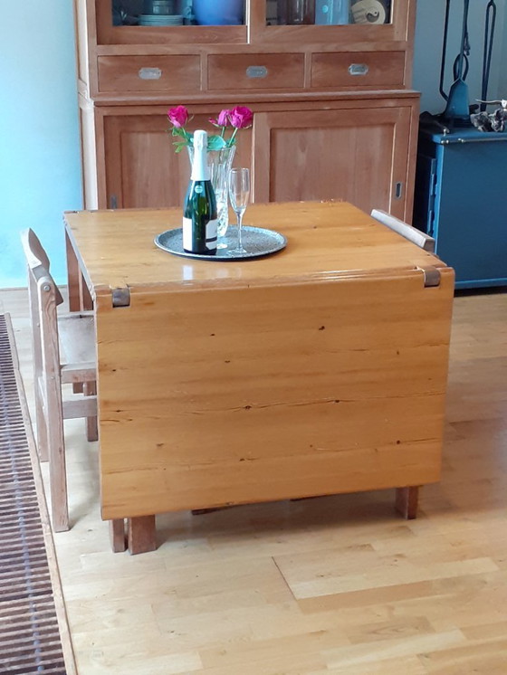 Image 1 of  4 Trybo-Stühle und 1 Fureka-Tisch Edvin Helseth